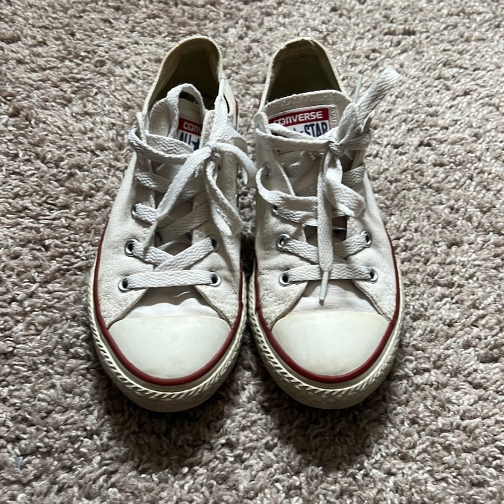 White converse all stars